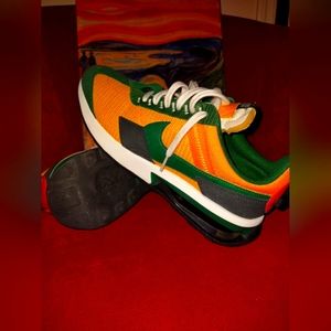Men's Nike air max pre day University gold and Gorge Green size 8.5